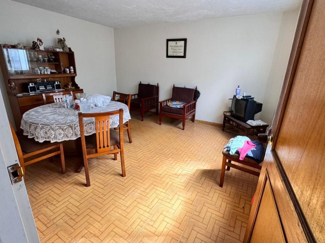 Casa de 6 alcobas en venta en El Retazo, Bogotá, 275 m² · foto 9 de 16