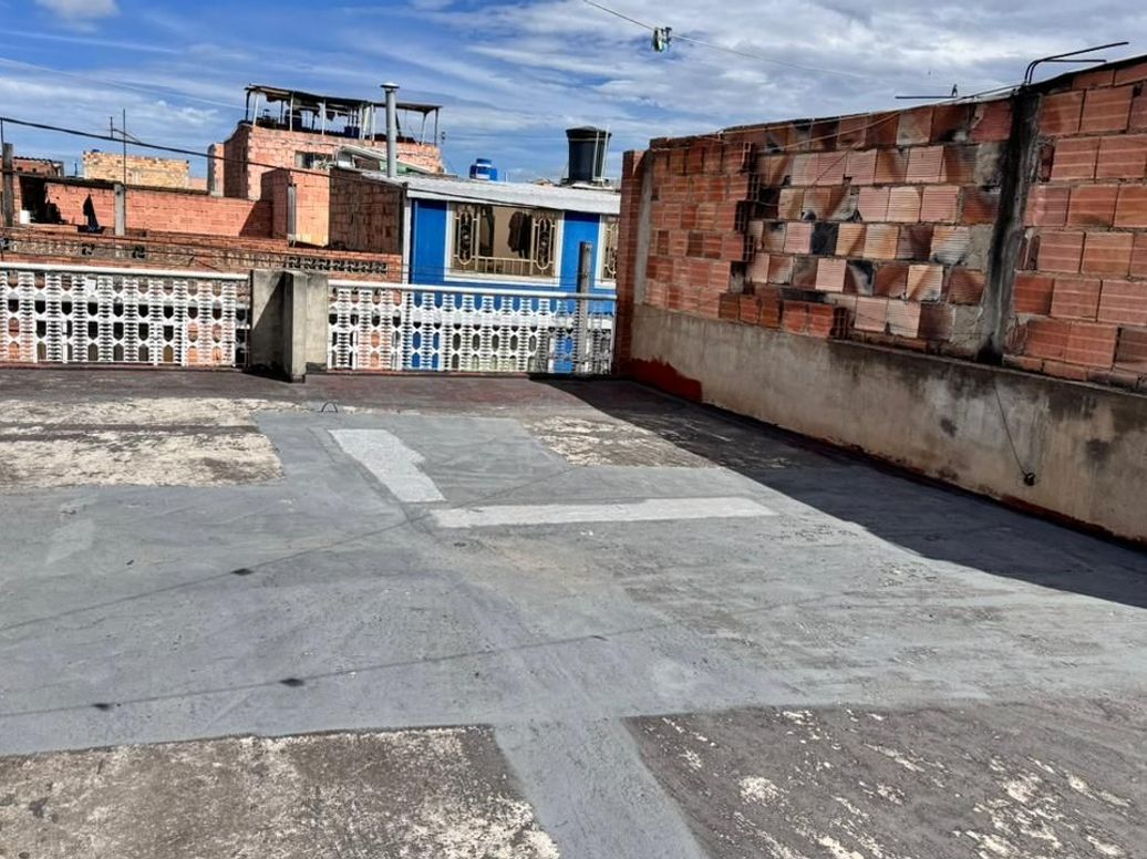 Casa de 6 alcobas en venta en El Retazo, Bogotá, 275 m² · foto 16 de 16