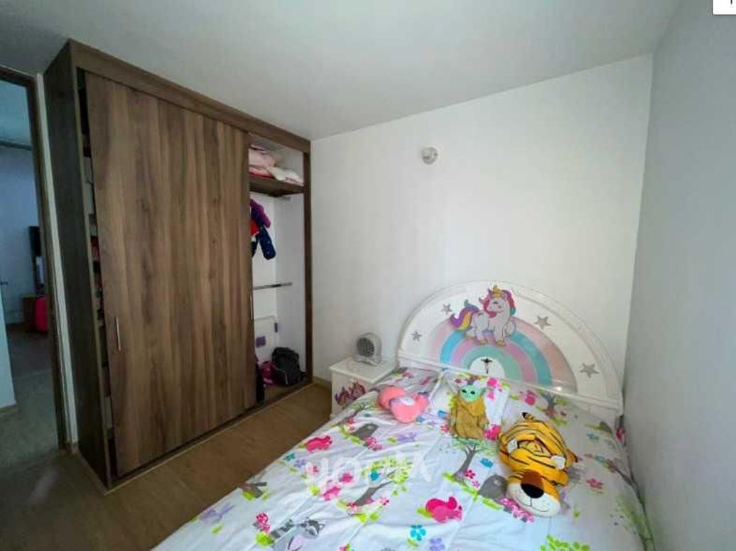 Apartamento de 3 alcobas en venta en Ub. Arboral, Bogotá, 77 m² · foto 14 de 20