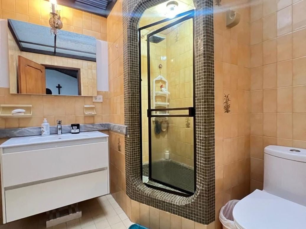 Casa de 4 alcobas en venta en Mónaco, Bogotá, 260 m² · foto 15 de 20