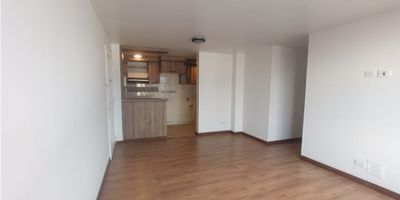 ¡Apartamento en Venta en Chipre, Manizales! ?️?

Ubicado en el tradicional y encantador barrio Chipre, este apartamento en tercer piso sin ascensor es ideal para quienes buscan una vivienda funcional, con excelente iluminación y cercanía a todo.

Comodidad y Distribución:
Con 67 m², el apartamento ofrece 3 habitaciones con clósets, un baño, sala comedor, cocina semi integral con barra estilo americano y zona de ropas. Cuenta con video portero, calentador, doble ventana y pisos laminados que aportan calidez al espacio.

Entorno Estratégico:
Situado en una zona con acceso pavimentado, rodeado de parques, centros médicos, transporte público y todo lo que necesitas para una vida práctica y cómoda.

Importante:
El apartamento no incluye parqueadero, lo que lo convierte en una opción más accesible para quienes no lo requieren.

¡Vive en uno de los sectores más emblemáticos de Manizales! Contáctanos para más información y agenda tu visita.


