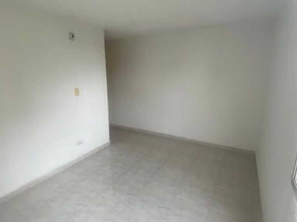 Apartamento de 3 alcobas en venta en Tibabuyes, Bogotá, 54 m² · foto 2 de 20