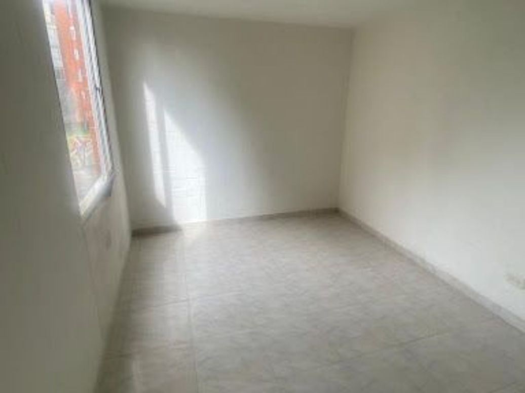 Apartamento de 3 alcobas en venta en Tibabuyes, Bogotá, 54 m² · foto 3 de 20