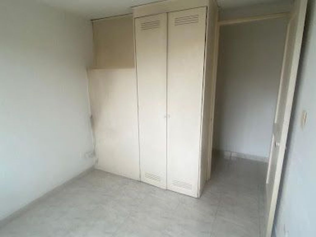 Apartamento de 3 alcobas en venta en Tibabuyes, Bogotá, 54 m² · foto 11 de 20