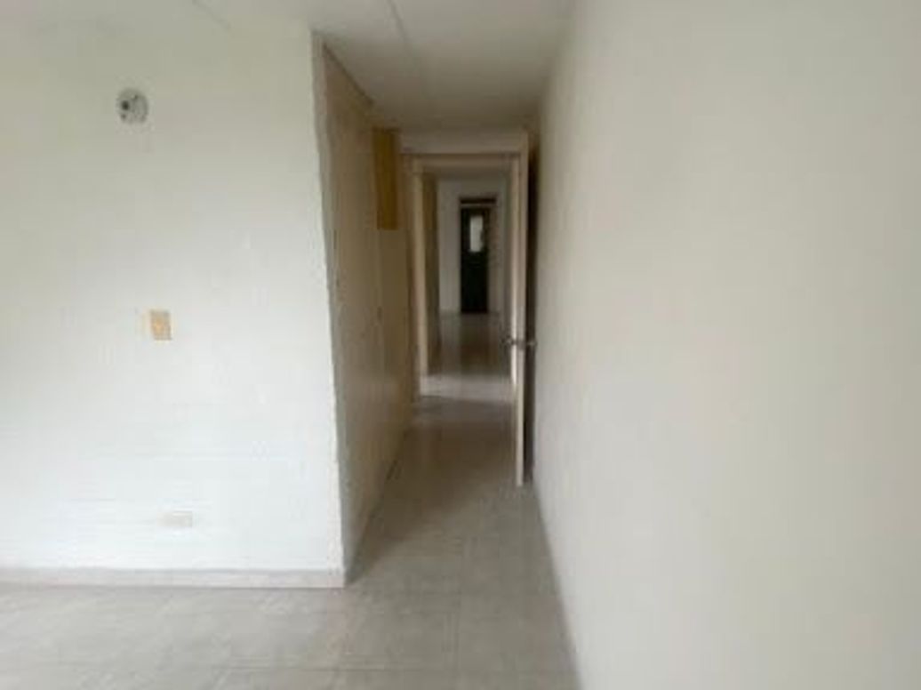 Apartamento de 3 alcobas en venta en Tibabuyes, Bogotá, 54 m² · foto 4 de 20