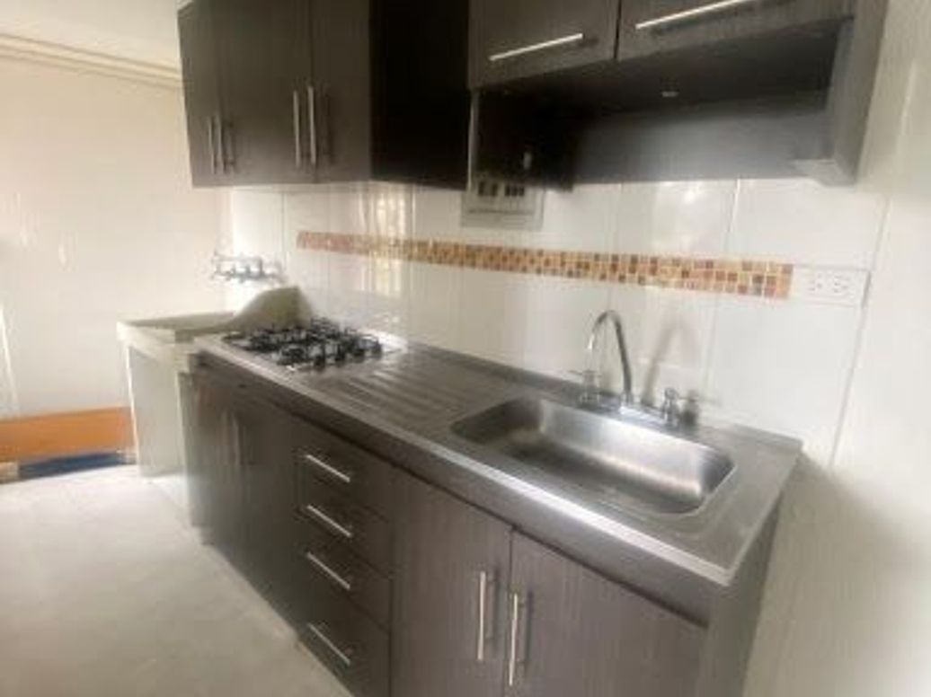 Apartamento de 3 alcobas en venta en Tibabuyes, Bogotá, 54 m² · foto 18 de 20