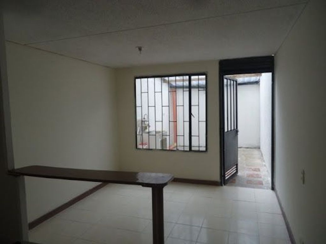 Casa de 4 alcobas en venta en Sabana De Tibabuyes, Bogotá, 90 m² · foto 19 de 20