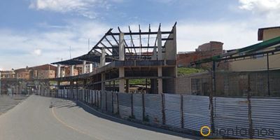 Local disponible para arriendo en Marinilla, cuenta con un area de 340 m2, zona de parqueaderos . ubicado en vía principal, comunica autopista Medellín - Bogotá, Rionegro y demás municipios aledaños, gran afluencia de peatones y vehículos.