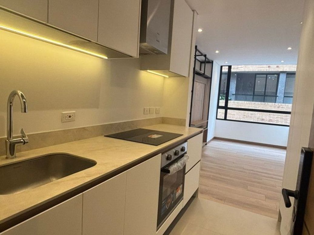 Apartamento de 1 alcoba en venta en La Cabrera, Bogotá, 37 m² · foto 2 de 14