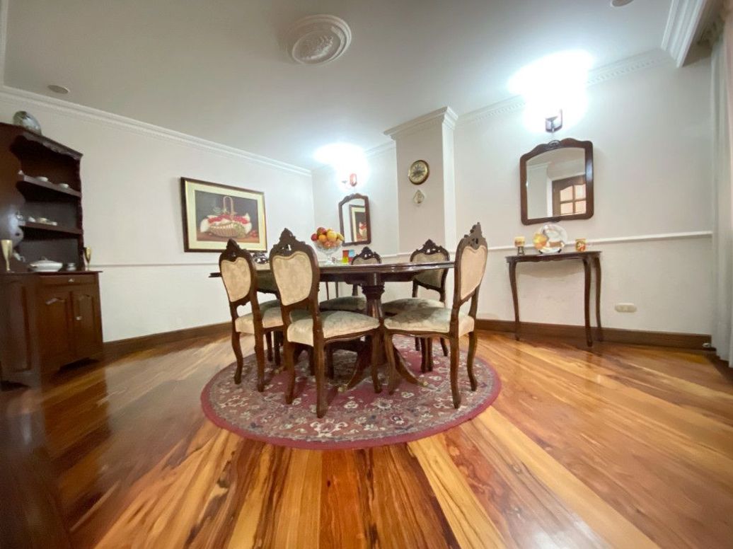 Apartamento de 3 alcobas en venta en Bellavista, Bogotá, 204 m² · foto 4 de 19