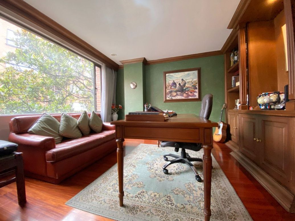 Apartamento de 3 alcobas en venta en Bellavista, Bogotá, 204 m² · foto 3 de 19