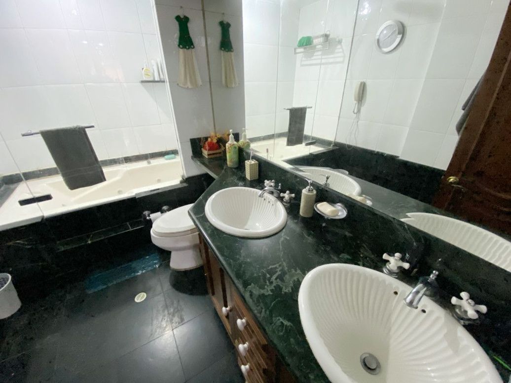 Apartamento de 3 alcobas en venta en Bellavista, Bogotá, 204 m² · foto 12 de 19