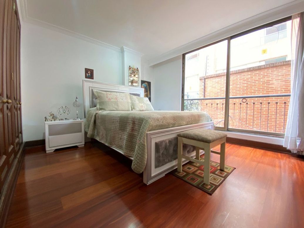 Apartamento de 3 alcobas en venta en Bellavista, Bogotá, 204 m² · foto 13 de 19