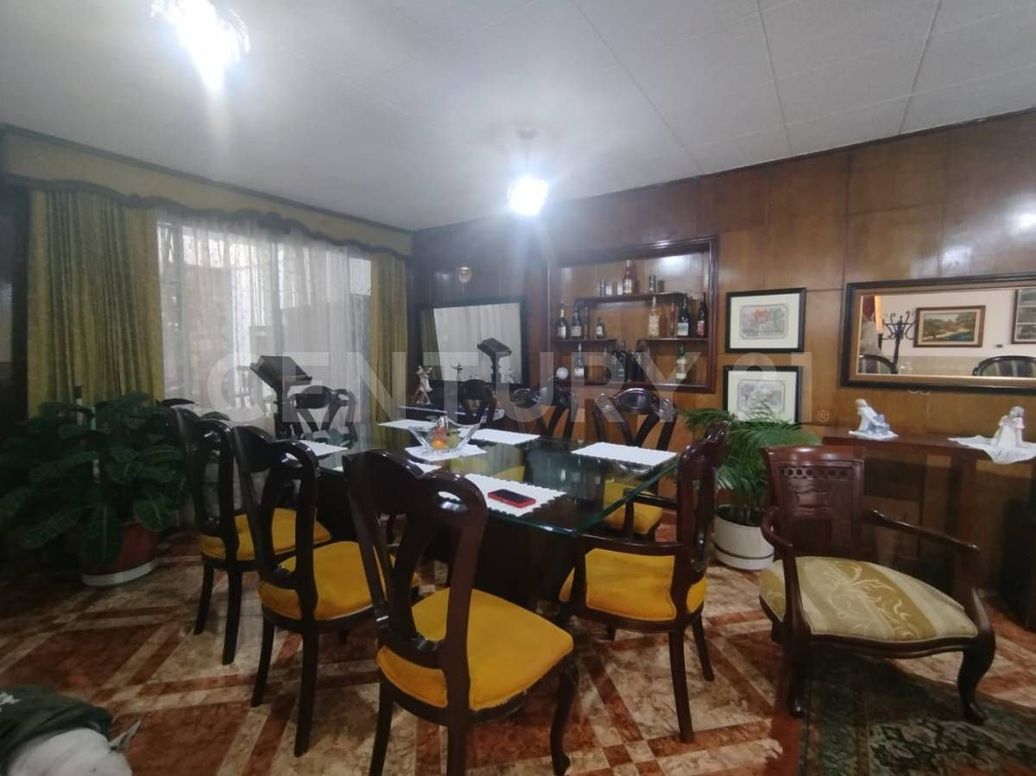 Casa de 10 alcobas en venta en Santa Isabel, Bogotá, 490 m² · foto 14 de 20