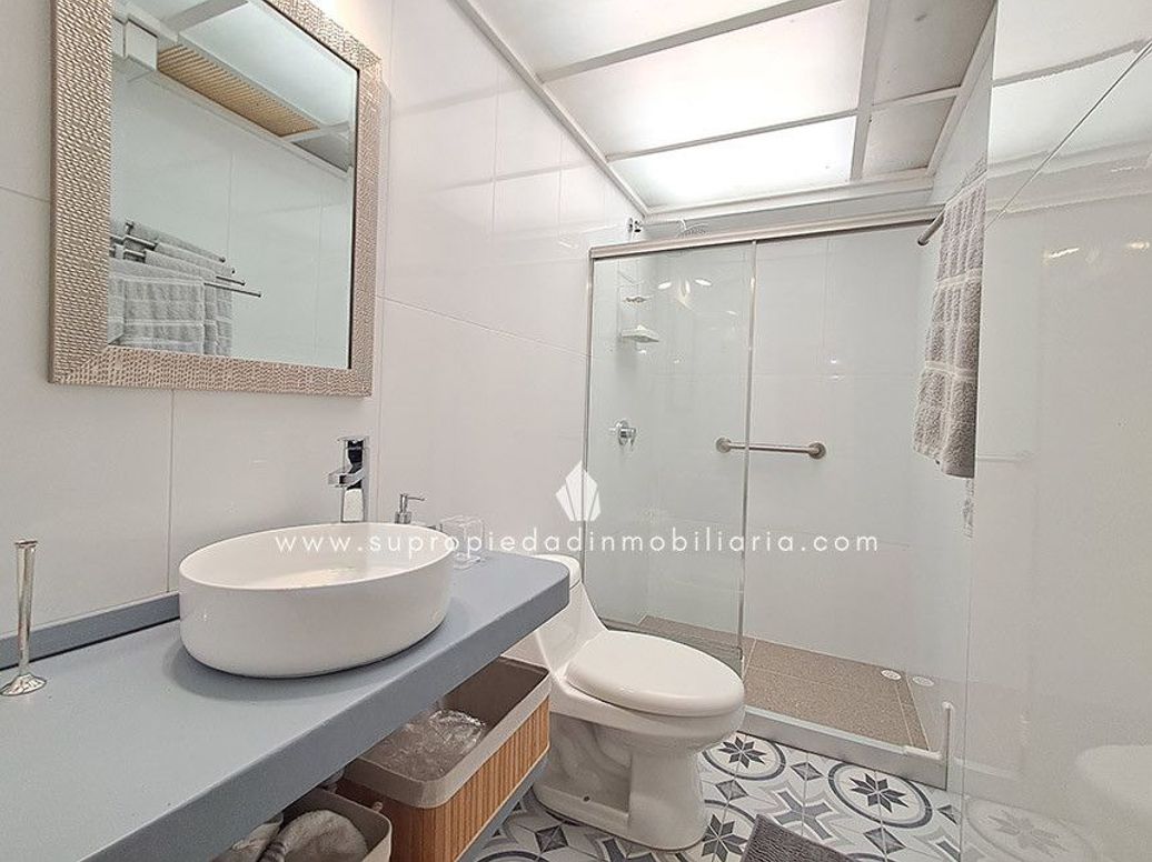 Apartamento de 3 alcobas en venta en Chico Norte Et. Iii, Bogotá, 228 m² · foto 11 de 20