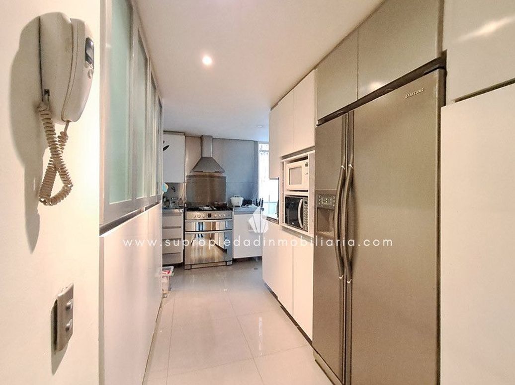 Apartamento de 3 alcobas en venta en Chico Norte Et. Iii, Bogotá, 228 m² · foto 16 de 20