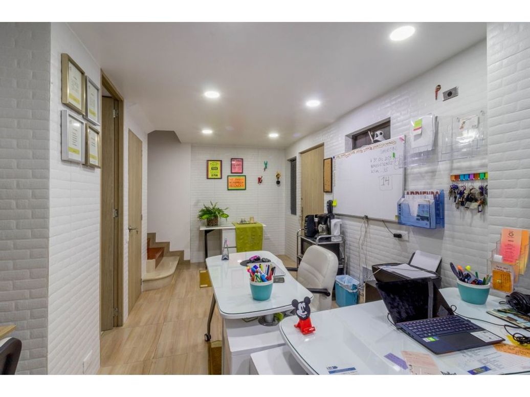 Casa de 3 alcobas en venta en Gratamira, Bogotá, 302 m² · foto 14 de 20