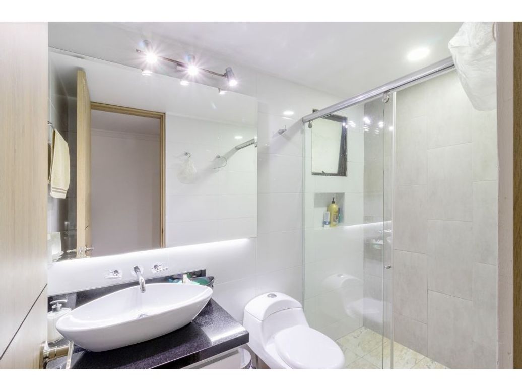 Casa de 3 alcobas en venta en Gratamira, Bogotá, 302 m² · foto 20 de 20