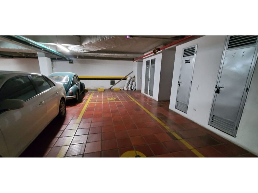 Apartamento de 2 alcobas en venta en Santa Barbara, Bogotá, 86 m² · foto 14 de 17