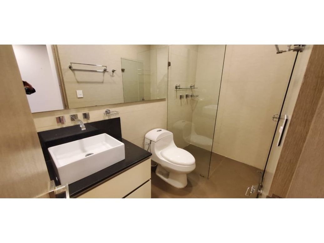 Apartamento de 2 alcobas en venta en Santa Barbara, Bogotá, 86 m² · foto 12 de 17