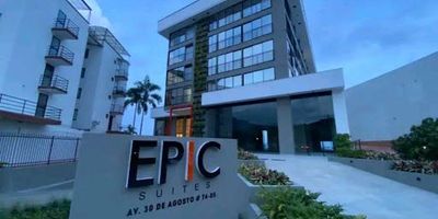 ¡OPORTUNIDAD ÚNICA!  Se vende apartasuite amoblado con aire acondicionado, con una hermosa vista al aeropuerto, ubicado en la Av. 30 de Agosto, justo al lado del Unicentro, en una de las zonas más cotizadas de la ciudad. Características el edificio cuenta con sala de espera, ideal para visitas. Cocina bar para disfrutar de tus momentos de relax. Sala de reuniones para tus encuentros de trabajo o sociales. Servicio de lavandería para tu comodidad. ¡No dejes pasar esta oportunidad! Perfecto para quienes buscan comodidad, ubicación y una inversión rentable.Para más información y agendar una visita, contáctanos ahora!