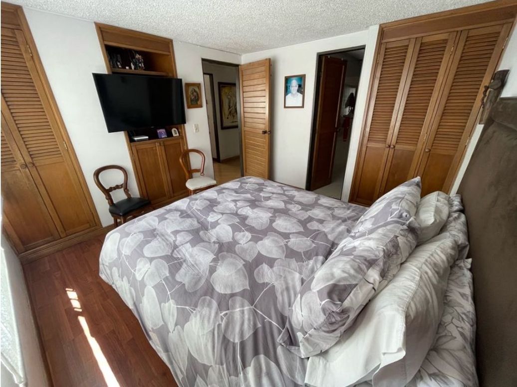 Apartamento de 3 alcobas en venta en Pontevedra, Bogotá, 86 m² · foto 11 de 20