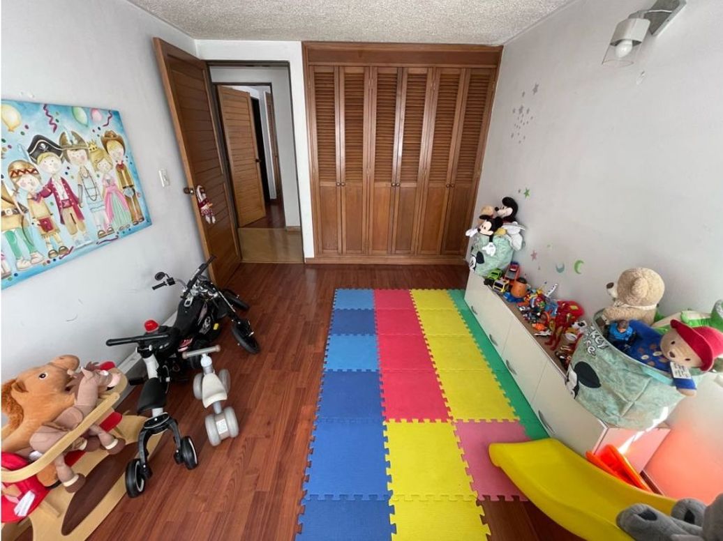 Apartamento de 3 alcobas en venta en Pontevedra, Bogotá, 86 m² · foto 13 de 20