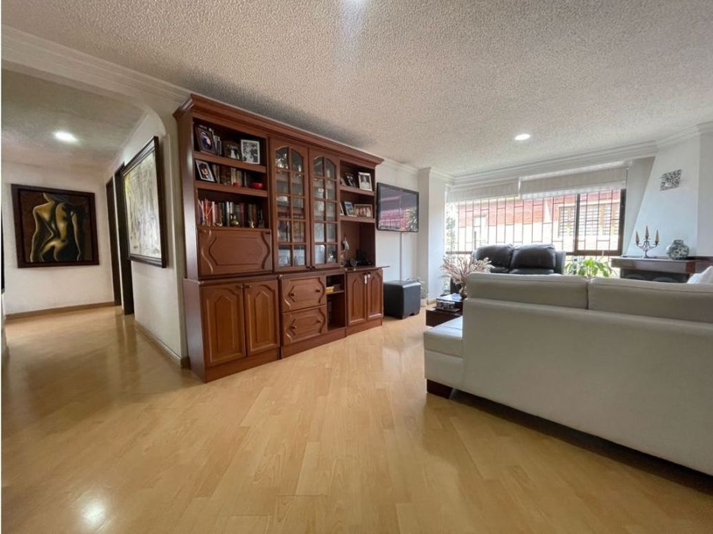 Apartamento de 3 alcobas en venta en Pontevedra, Bogotá, 86 m² · foto 19 de 20