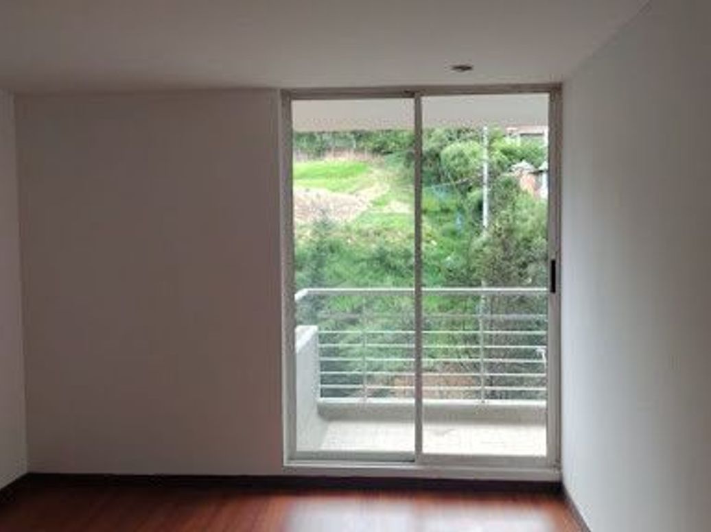 Apartamento de 2 alcobas en venta en Nueva Granada, Bogotá, 75 m² · foto 13 de 14