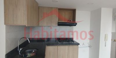 "Atractivo apartamento en arriendo con 52 metros cuadrados, situado en una zona residencial tranquila y cómoda. Este acogedor espacio ofrece la oportunidad de vivir en un ambiente sereno y apacible, ideal para quienes buscan tranquilidad y comodidad en su hogar. ¡No dejes pasar esta oportunidad de disfrutar de una vida relajada en este encantador apartamento!"