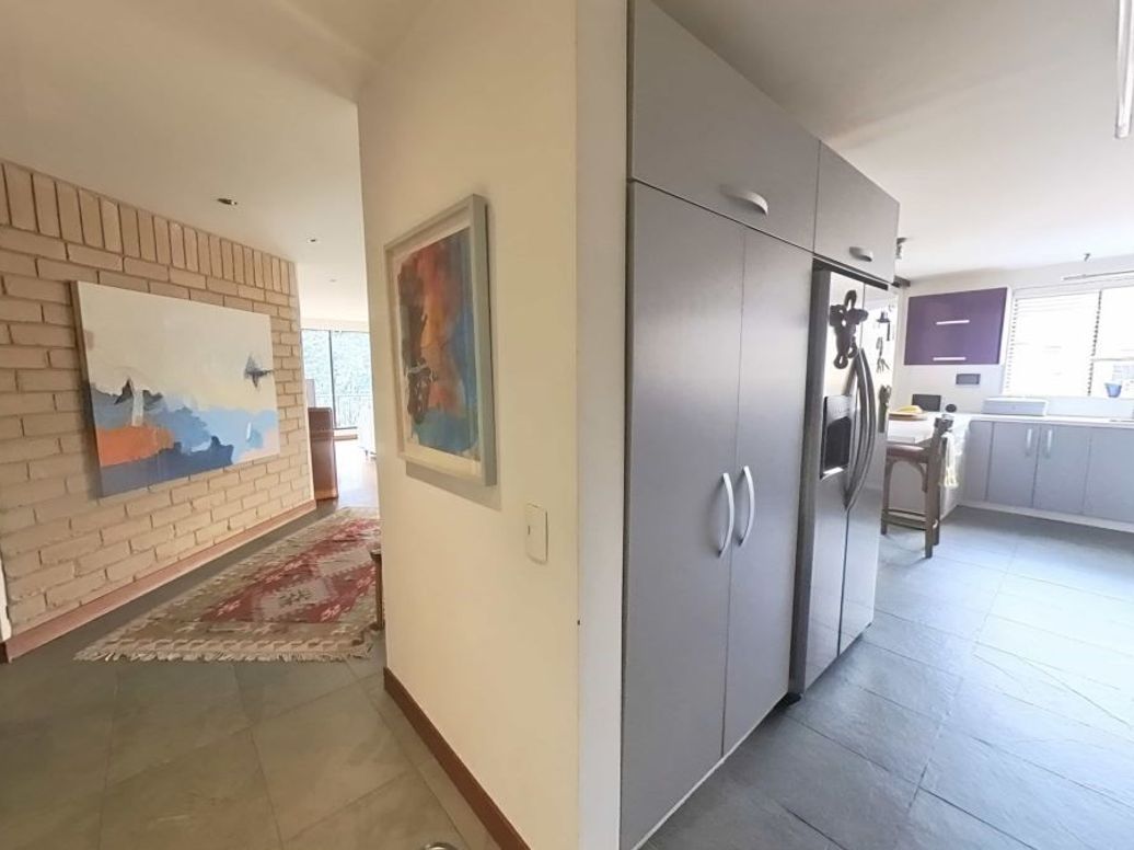 Apartamento de 3 alcobas en venta en San Patricio, Bogotá, 205 m² · foto 2 de 20