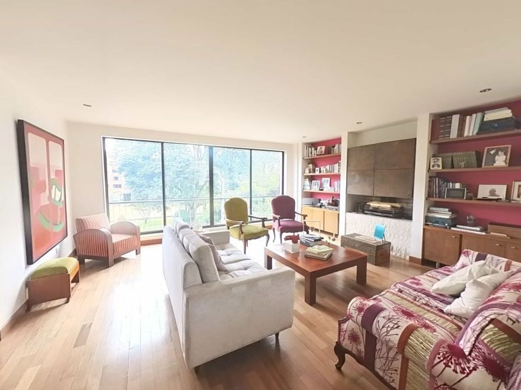 Apartamento de 3 alcobas en venta en San Patricio, Bogotá, 205 m² · foto 10 de 20