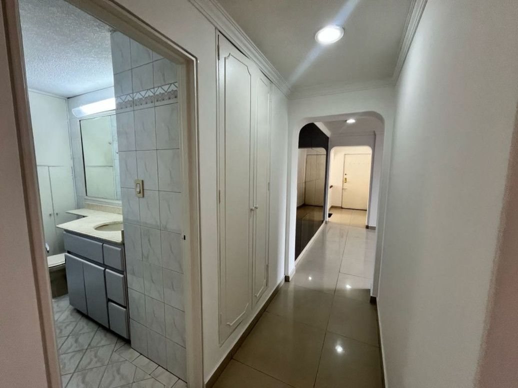 Apartamento en venta en Mónaco, Bogotá · foto 8 de 20
