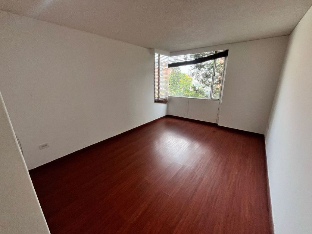 Apartamento en venta en Mónaco, Bogotá · foto 3 de 20
