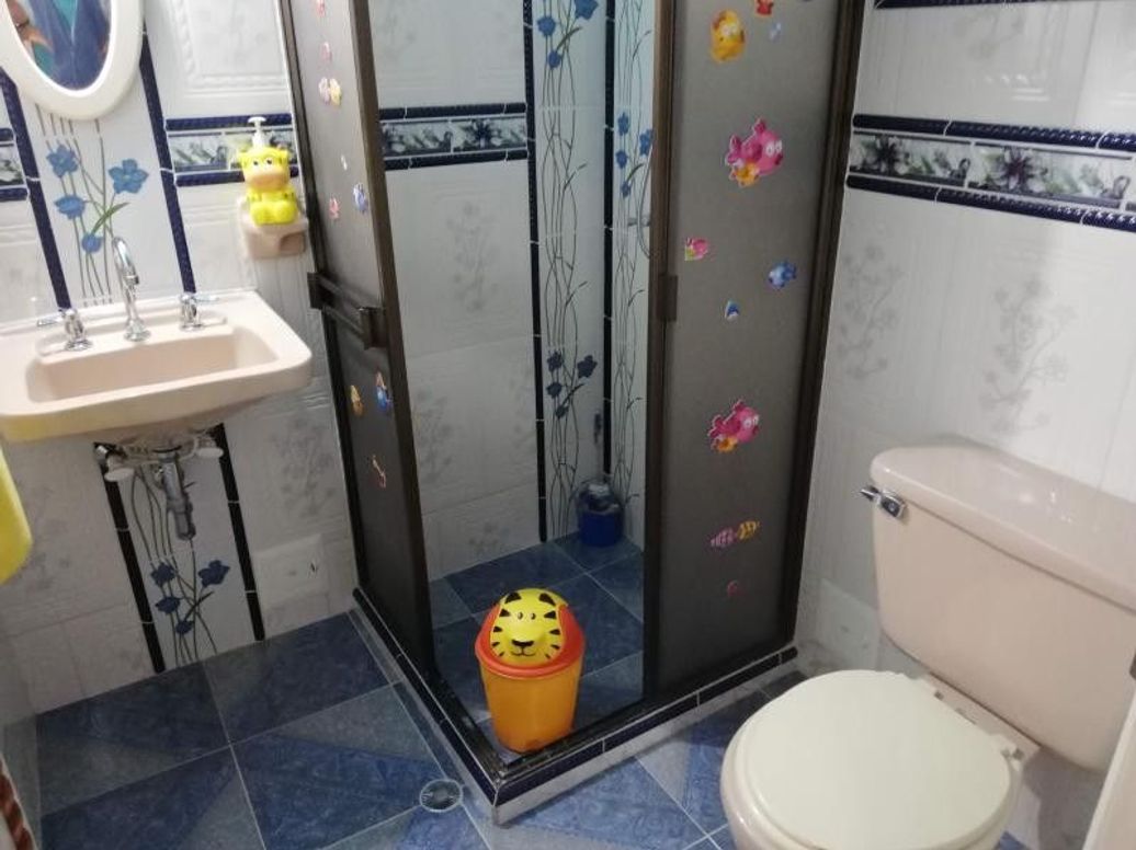 Casa en venta en Los Andes, Bogotá · foto 5 de 17