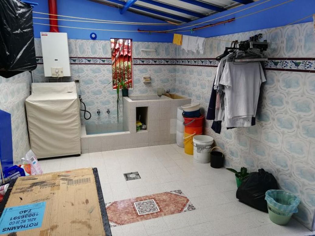 Casa en venta en Los Andes, Bogotá · foto 10 de 17