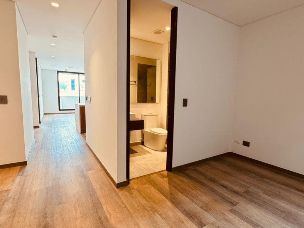 Apartamento de 1 alcoba en venta en La Carolina, Bogotá, 80 m² · foto 4 de 20