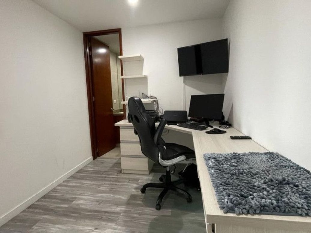 Apartamento de 3 alcobas en venta en Campo Alegre, Bogotá, 138 m² · foto 16 de 20