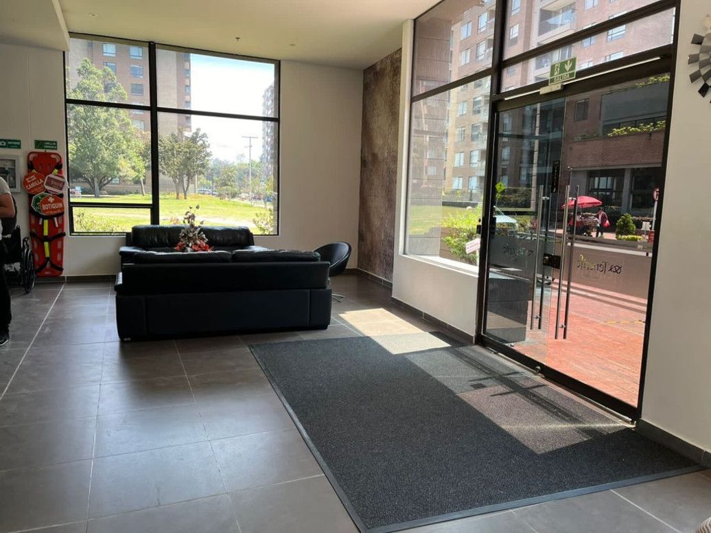 Apartamento de 3 alcobas en venta en Cantalejo, Bogotá, 154 m² · foto 4 de 20