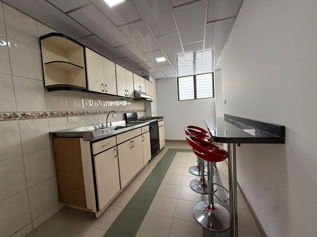 Apartamento de 3 alcobas en venta en Mónaco, Bogotá, 98 m² · foto 4 de 20