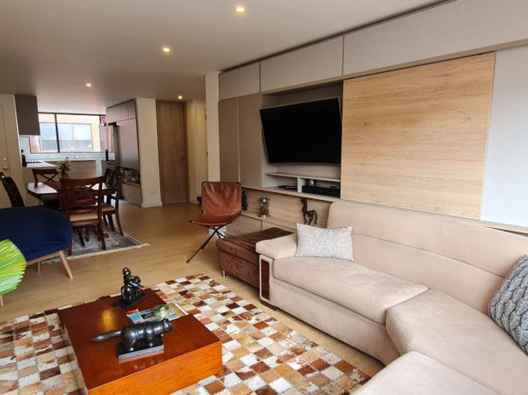 Apartamento de 2 alcobas en venta en Santa Ana Oriental, Bogotá, 108 m² · foto 2 de 20