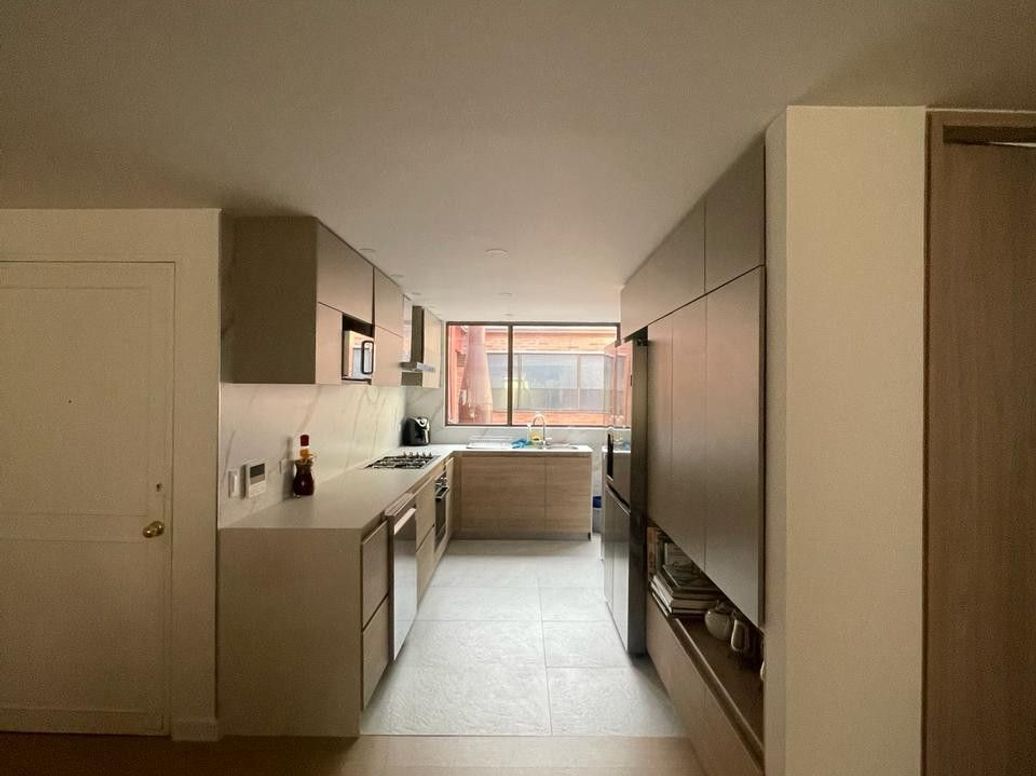 Apartamento de 2 alcobas en venta en Santa Ana Oriental, Bogotá, 108 m² · foto 4 de 20