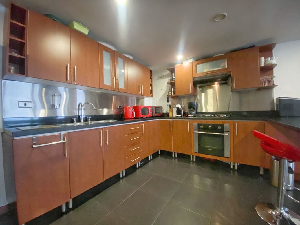 Apartamento de 3 alcobas en venta en Emaus, Bogotá, 245 m² · foto 7 de 19
