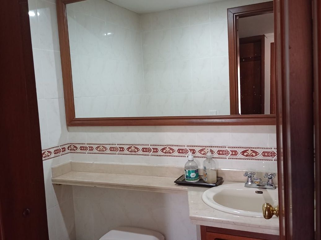Apartamento de 5 alcobas en venta en Ciudad Salitre Occidental, Bogotá, 300 m² · foto 18 de 20