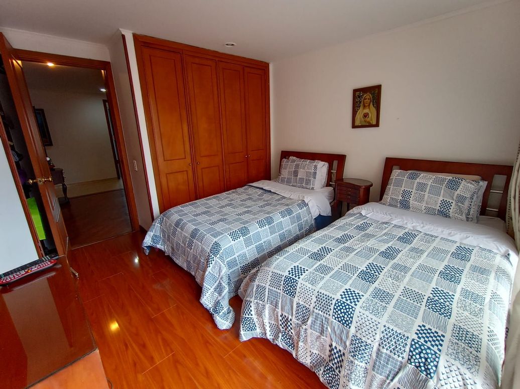 Apartamento de 5 alcobas en venta en Ciudad Salitre Occidental, Bogotá, 300 m² · foto 19 de 20