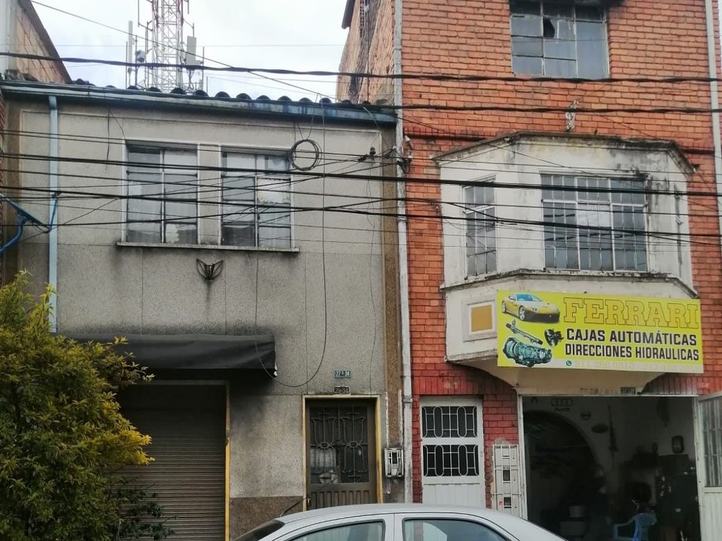 Casa de 6 alcobas en venta en Benjamin Herrera, Bogotá, 190 m² · foto 3 de 3