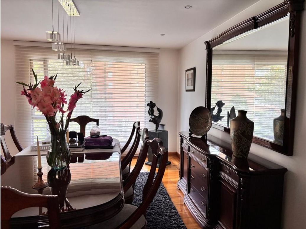 Apartamento de 3 alcobas en venta en Montearroyo, Bogotá, 250 m² · foto 5 de 12