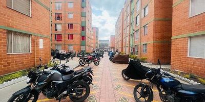 Espectacular apartamento para arriendo con ubicacion estrategica en el barrios Bosa Porvenir, gracias asus ventanales podemos apreciar una excelente luz natural en todas sus areas, donde encontraremos un apartamento acogedor en quinto piso, el conjunto cuenta con vigilancia 247 y parqueaderos comunales. con faccil acceso a transporte publico, restaurantes, supermercados, parques infantiles , colegios, etc. gran oportunidad. contactanos...