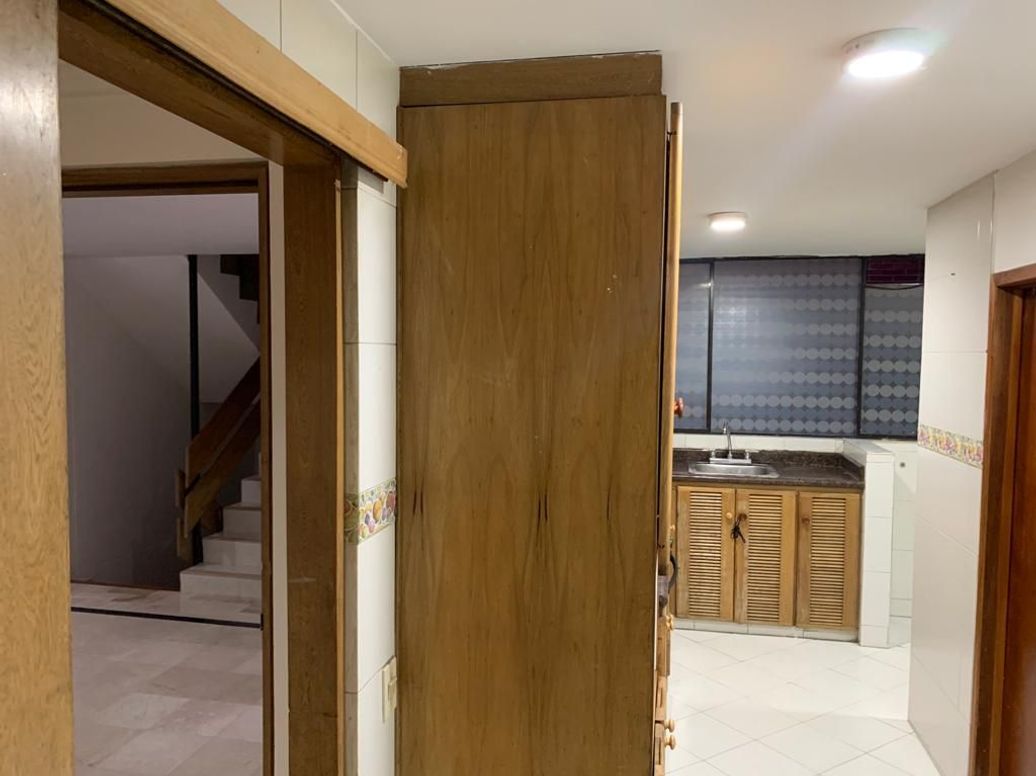 Apartamento de 3 alcobas en venta en San José Del Prado, Bogotá, 107 m² · foto 7 de 19