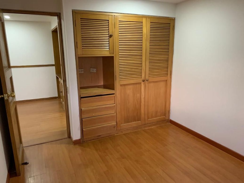 Apartamento de 3 alcobas en venta en San José Del Prado, Bogotá, 107 m² · foto 15 de 19